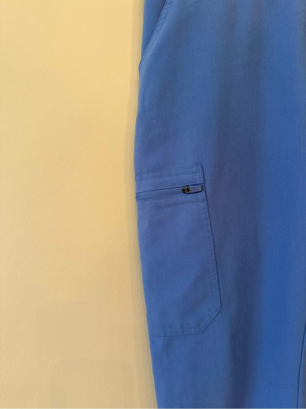 Figs Yola Elastic Waistband Skinny Scrub Pants Ceil Blue - Picture 3 of 7